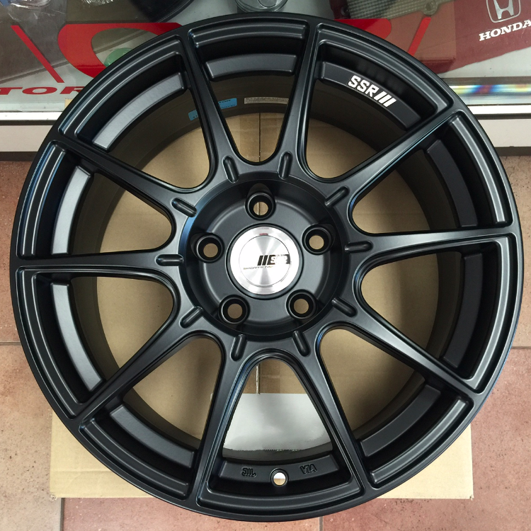 SSR GTX01 18x9.5 5x114.3 22mm Offset Flat Black (Open Box)